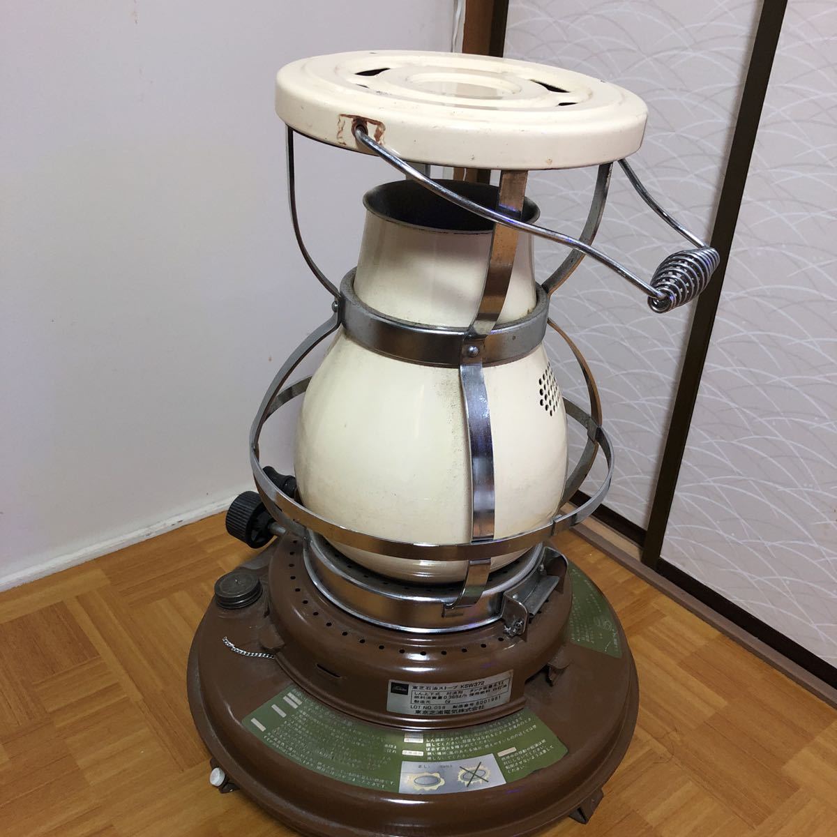 日本船燈　ニッセン　TOSHIBA　東芝　KSW372 石油ストーブ　レトロ　ビンテージ　暖房器具　コレクション　インテリア　ジャンク_画像3