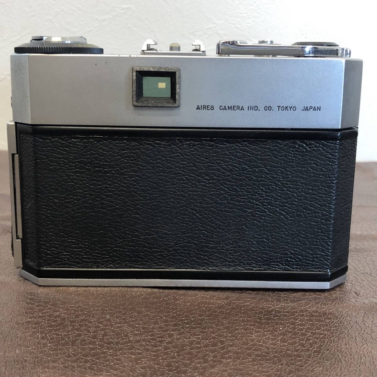 【MH-5300】中古品 AIRES 35 ⅢS アイレス フィルムカメラ H CORAL 1:1.8 f=4.5cm _画像4