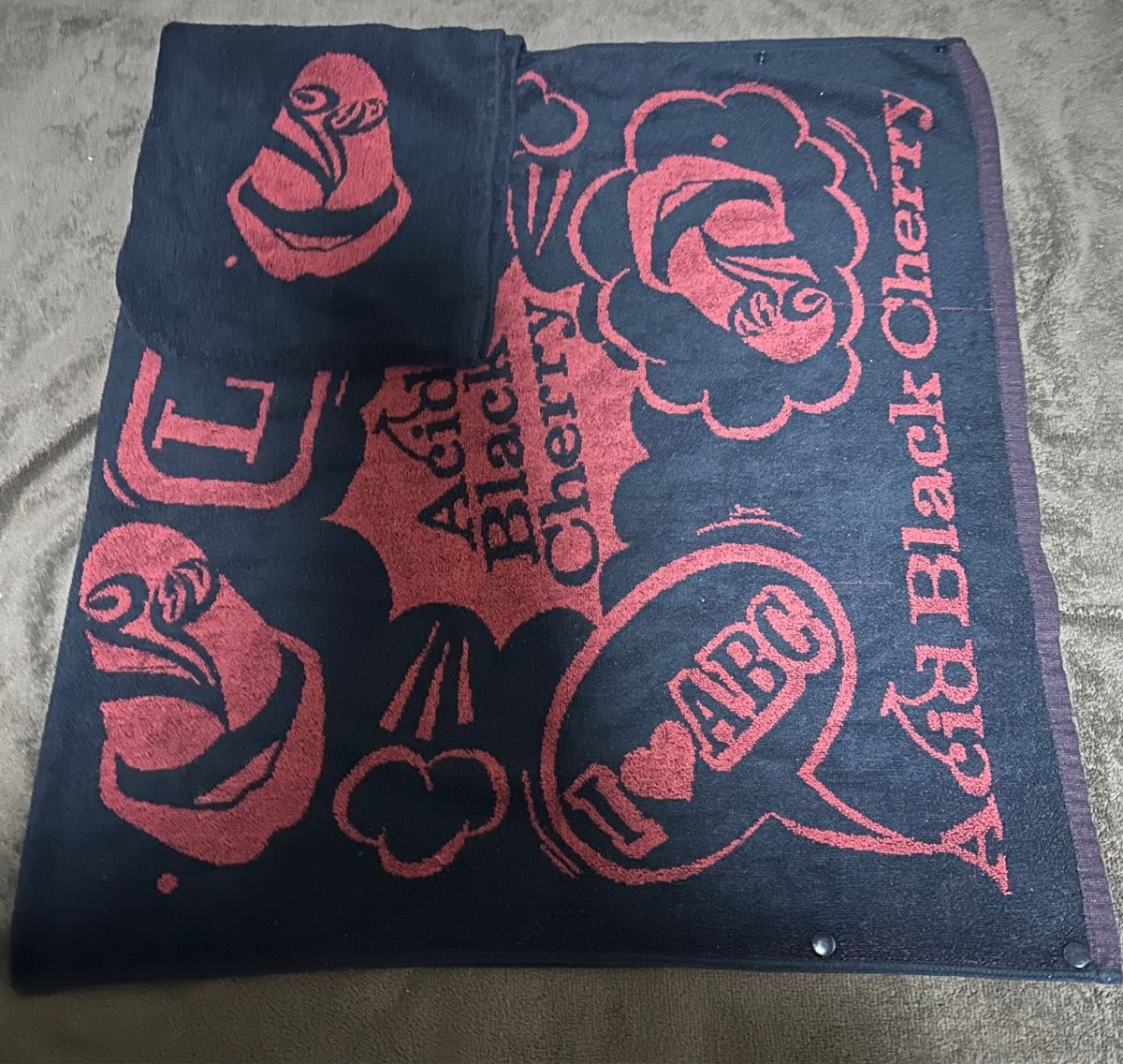 本日限定値下げ Acid Black Cherry アシッドブラックチェリー 本日限定値下げ Acid Black Cherry アシッドブラックチェリー