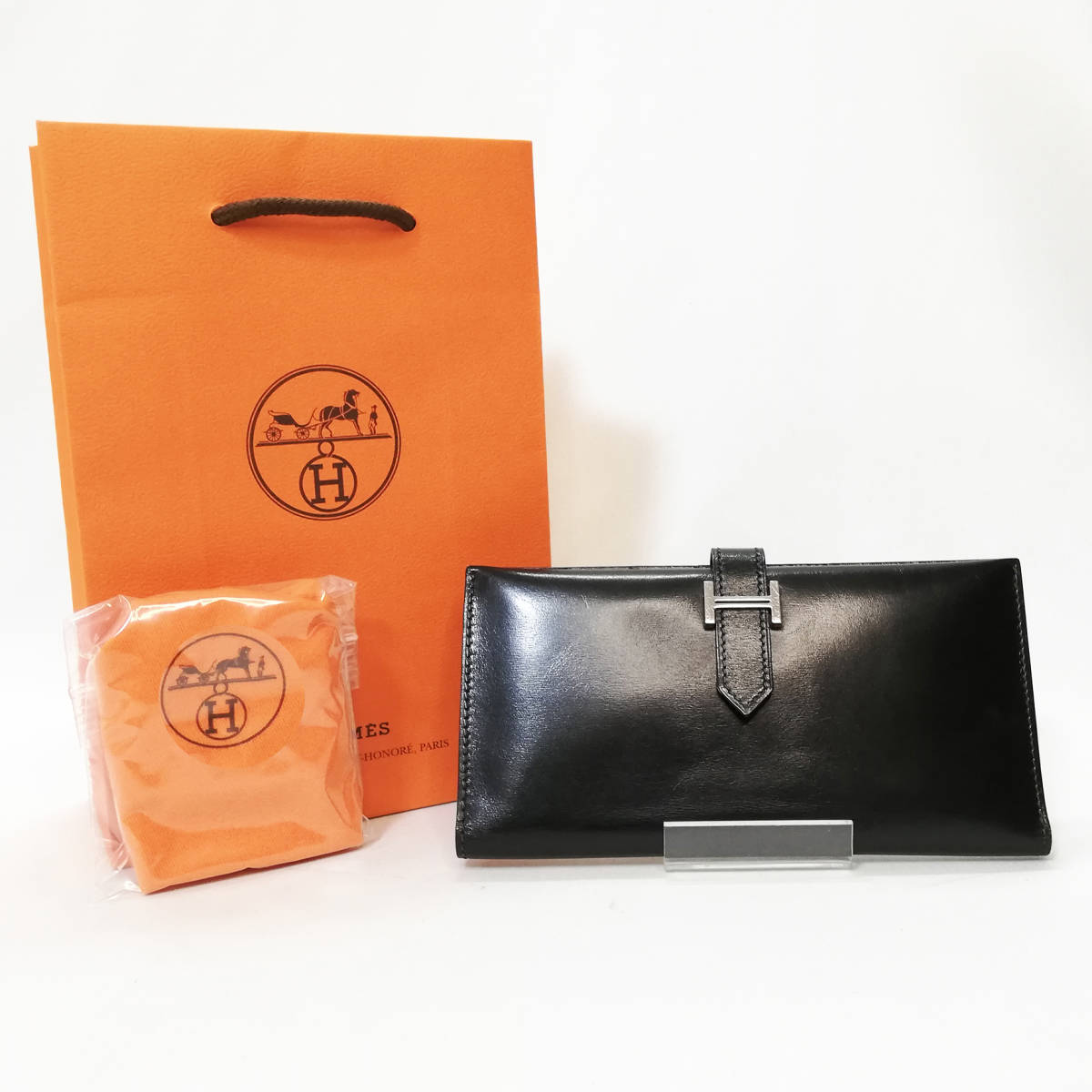 良品】HERMES（エルメス）ボックスカーフ ベアンスフレ 二つ折り長財布 黒-