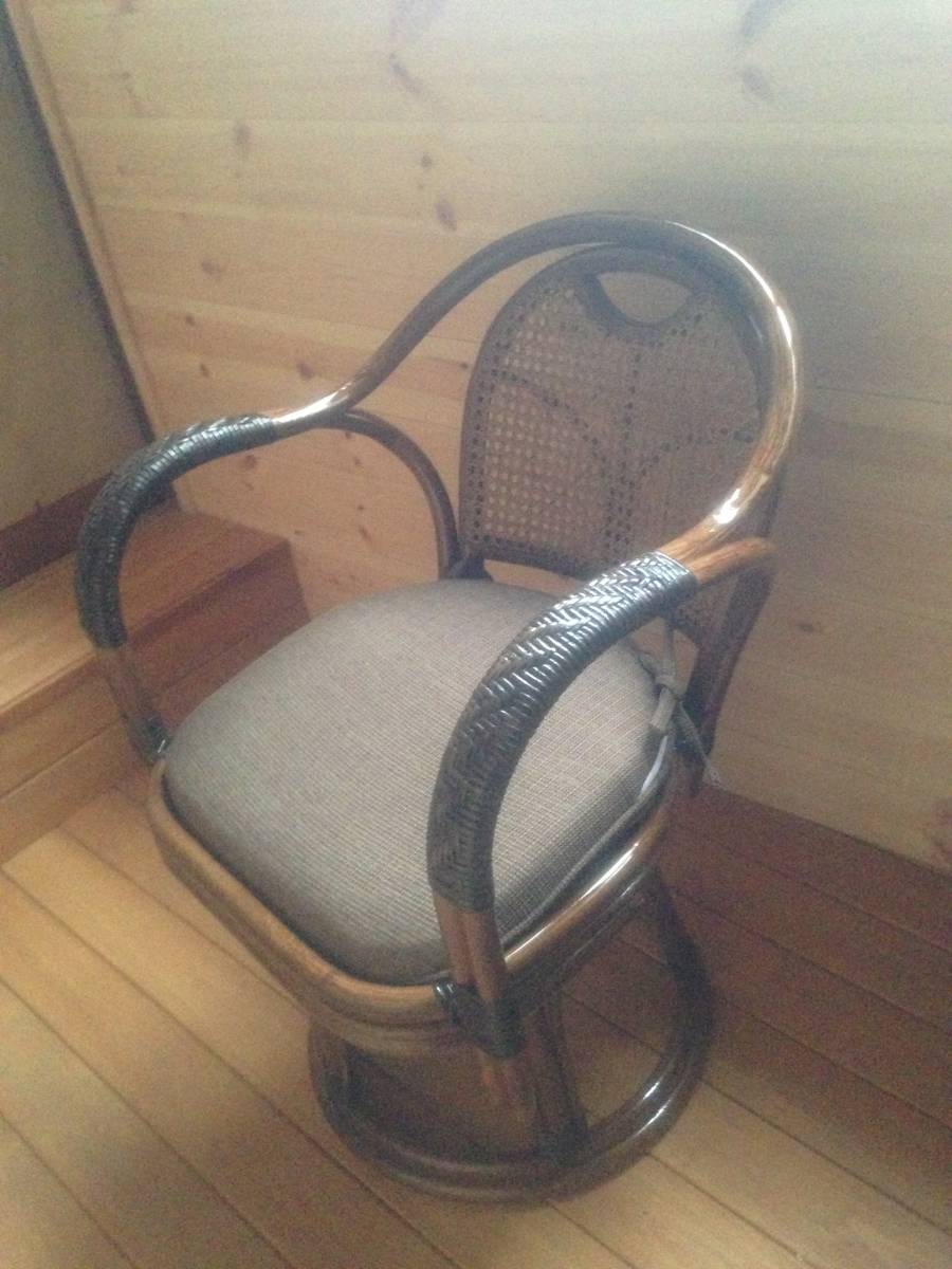 Rattan Made Chair Cushion Attaching Rotation Chair Width 530