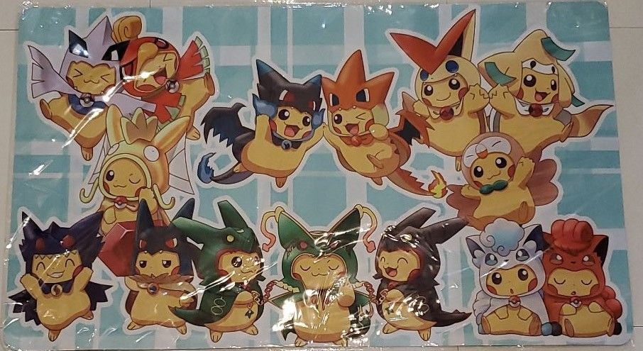 ピカチュウポンチョ ポケモンプレイマット ポケモンカード ピカチュウポンチョ ポケモンプレイマット ポケモンカード