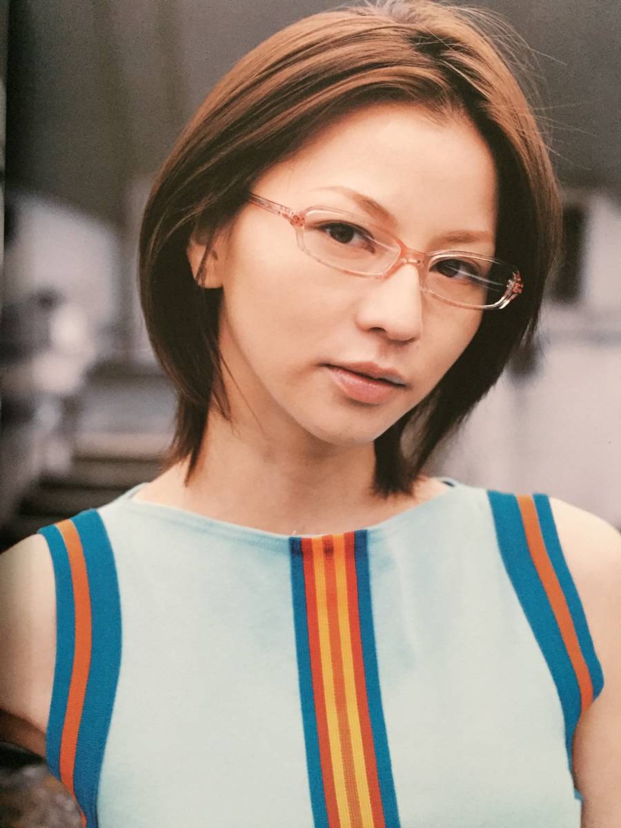ヤフオク 古本 帯無 写真集 ビジョメガネ2 小野真弓 夏帆 ヤフオク 古本 帯無 写真集 ビジョメガネ2 小野真弓 夏帆