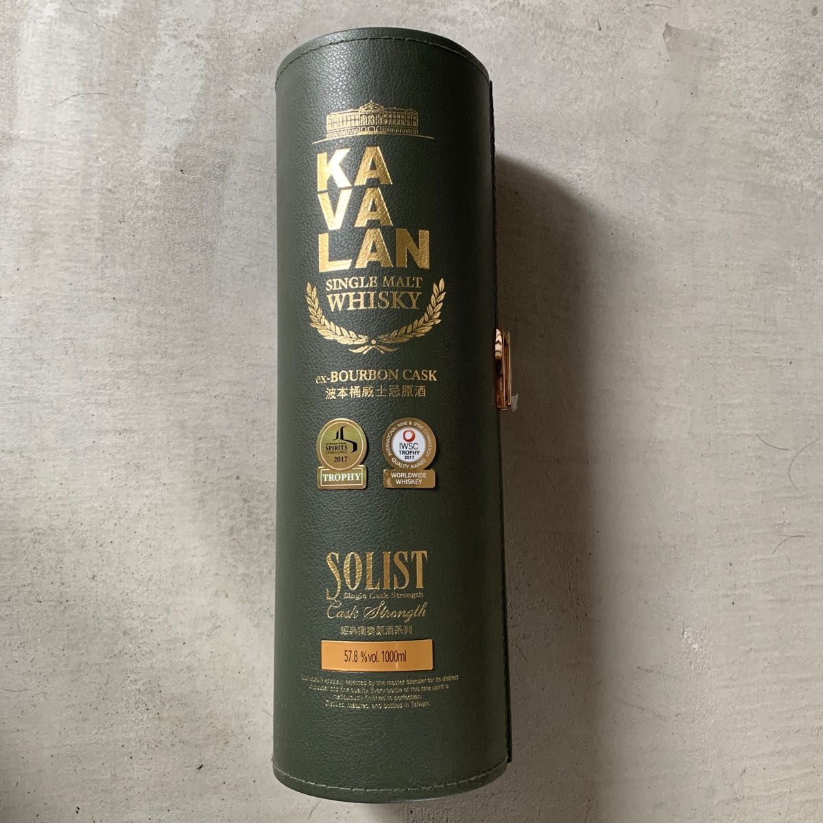 KAVALAN カバラン ウイスキー 1000ml KAVALAN カバラン ウイスキー 1000ml