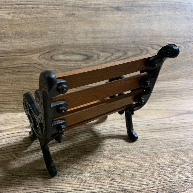 木製 鉄 アイアン ドールチェア ベンチ　椅子 置物 台 レトロ ビンテージ調_画像3