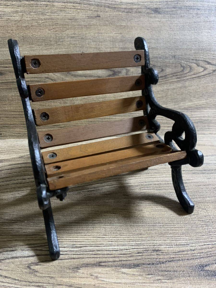 木製 鉄 アイアン ドールチェア ベンチ　椅子 置物 台 レトロ ビンテージ調_画像1