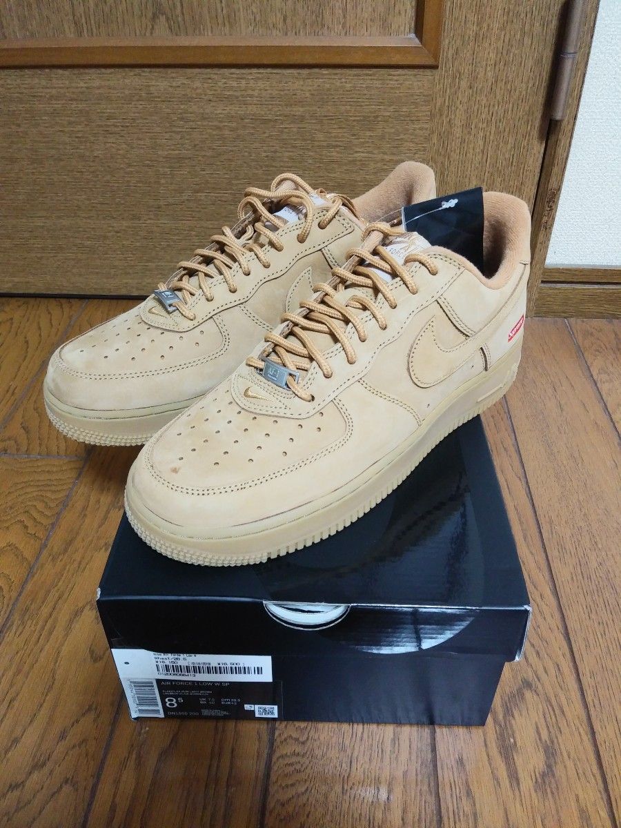 Supreme × Nike Air Force 1 Low 