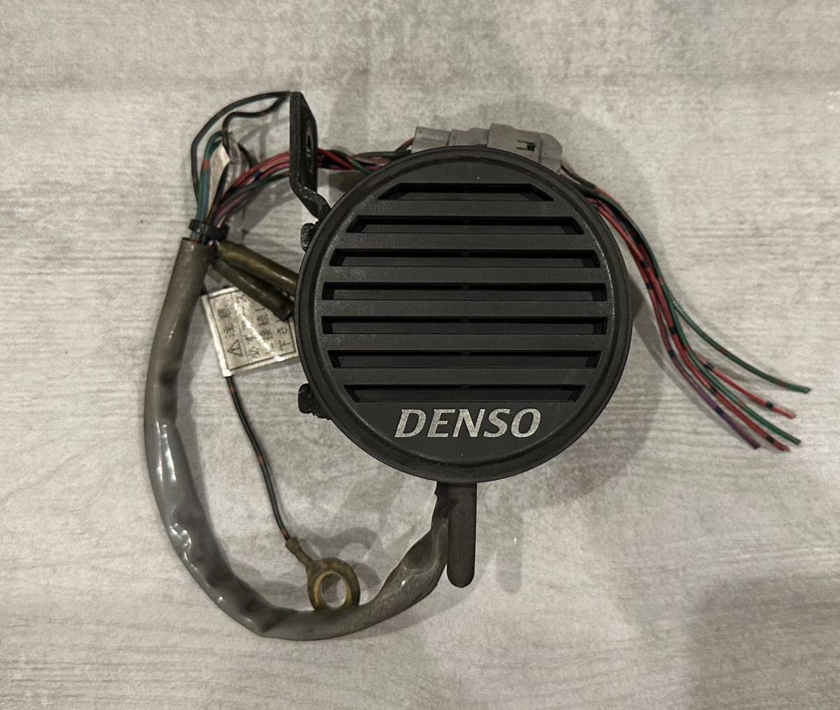 DENSO デンソーボイスアラーム 068900-5620 12-24V共用 動作確認 DENSO デンソーボイスアラーム 068900-5620 12-24V共用 動作確認