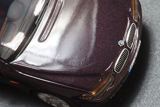 ミニチャンプス PMA 1/43 BMW 7シリーズ パープル メタリック