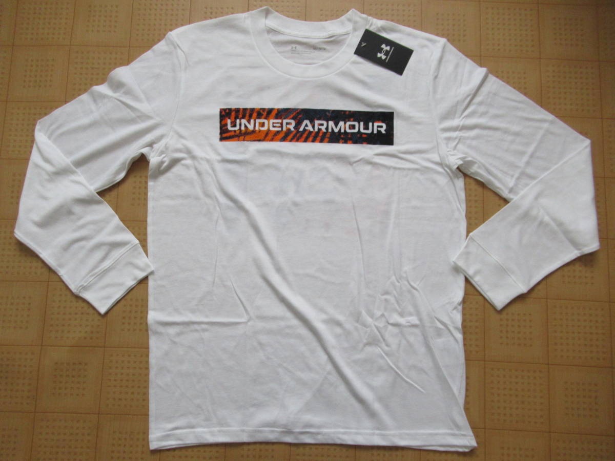 即決新品 MDサイズ UNDER ARMOUR 長袖Tシャツ ホワイト アンダーアーマー