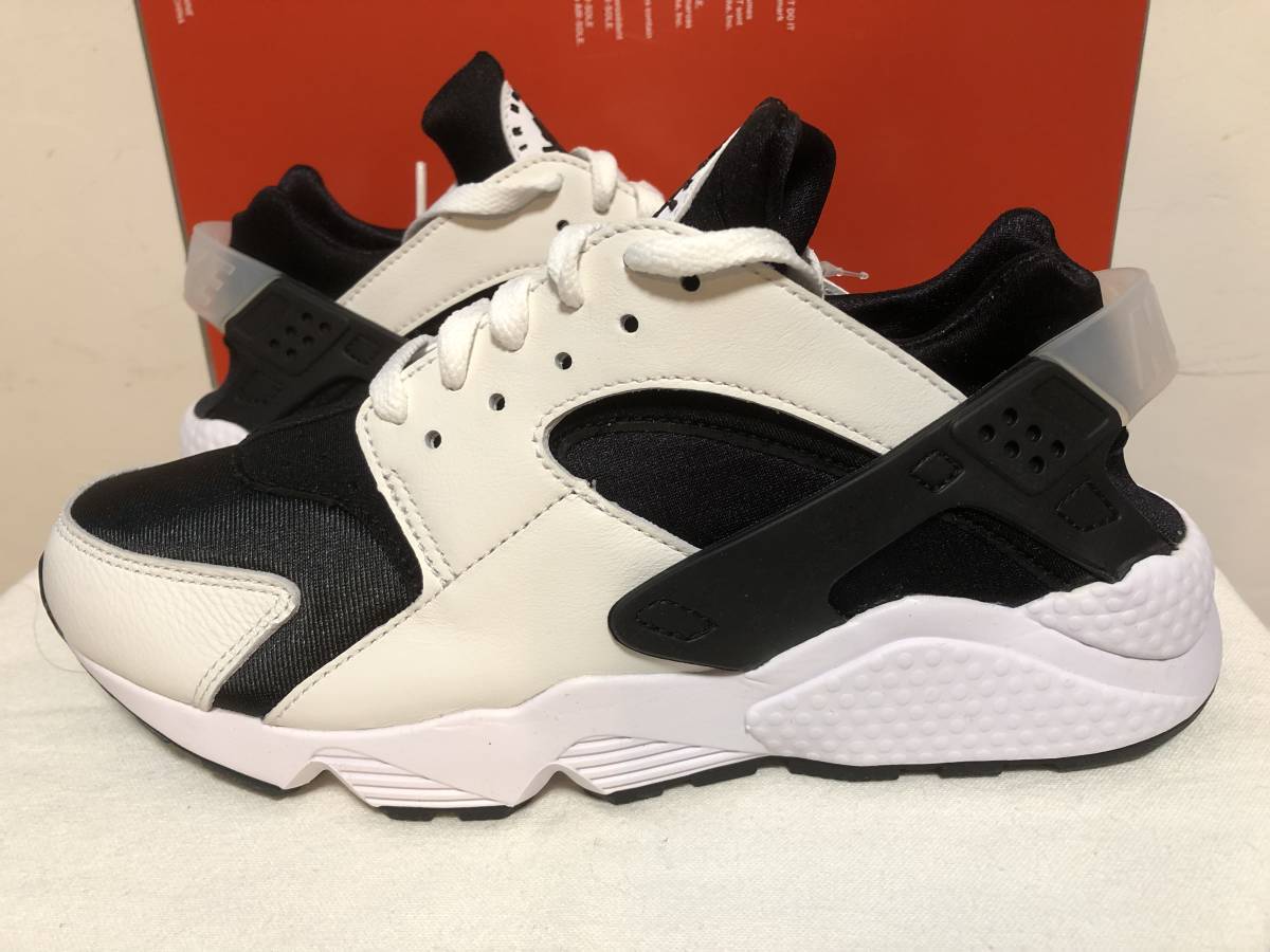 新品 NIKE AIR HUARACHE 26.5cm 2022年 黒白 black white パンダ panda ナイキ us8.5 sb jordan ACG ハラチ _画像2