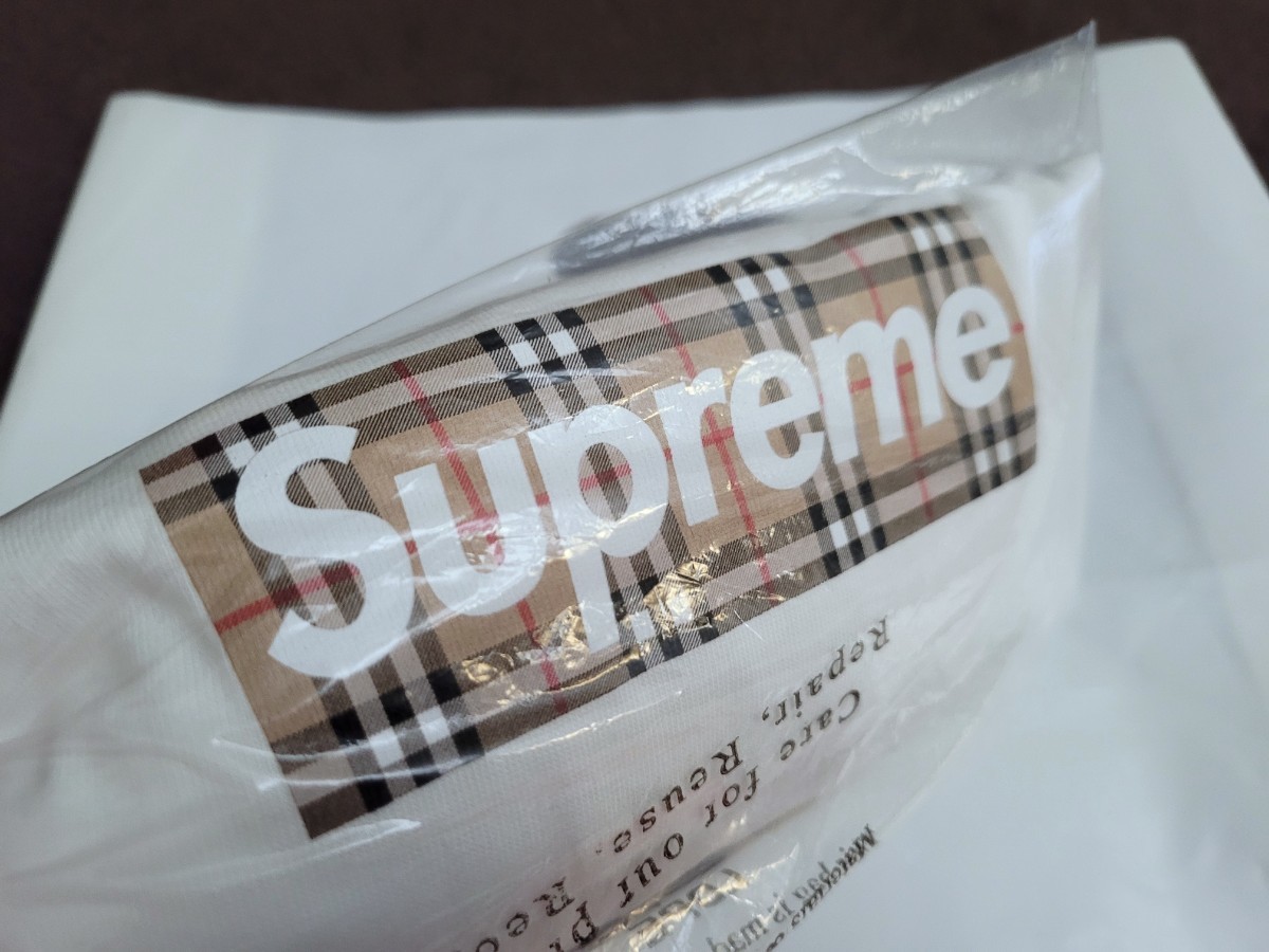 正規品 新品 未開封 SS22 Supreme Burberry Box Logo Tee シュプリーム バーバリー ボックス ロゴ ティー シャツ Medium ミディアム_画像4