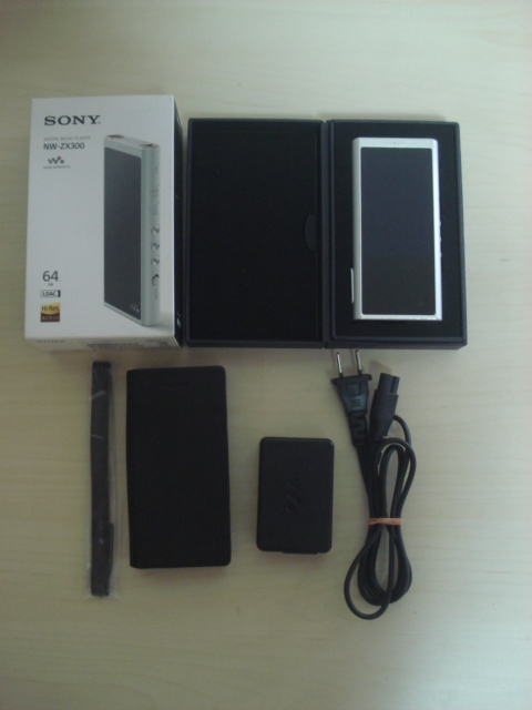 SONY NW-ZX300 64GB シルバー ケース付き-