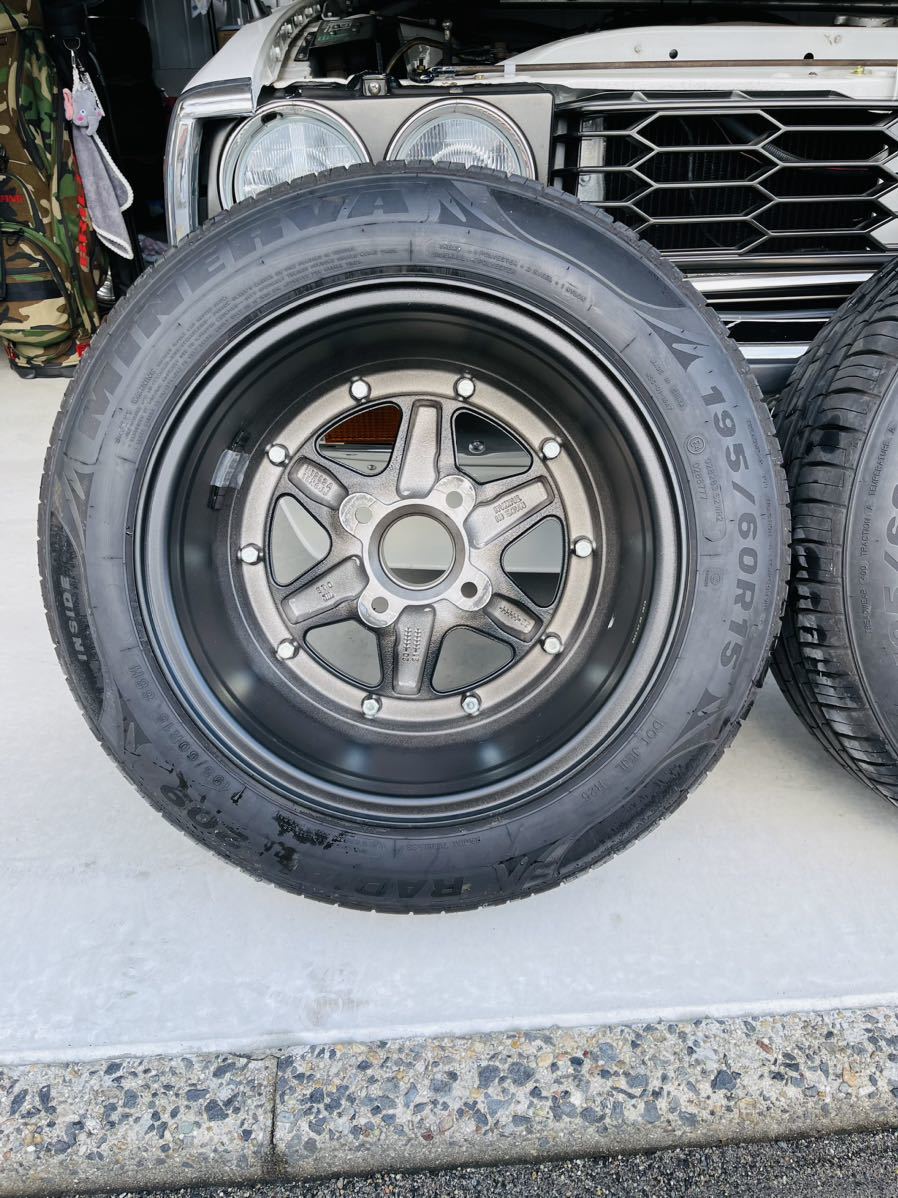 復刻 ロンシャン XR-4 15インチ 4H 8J 114.3 オフセット-14 タイヤ付き