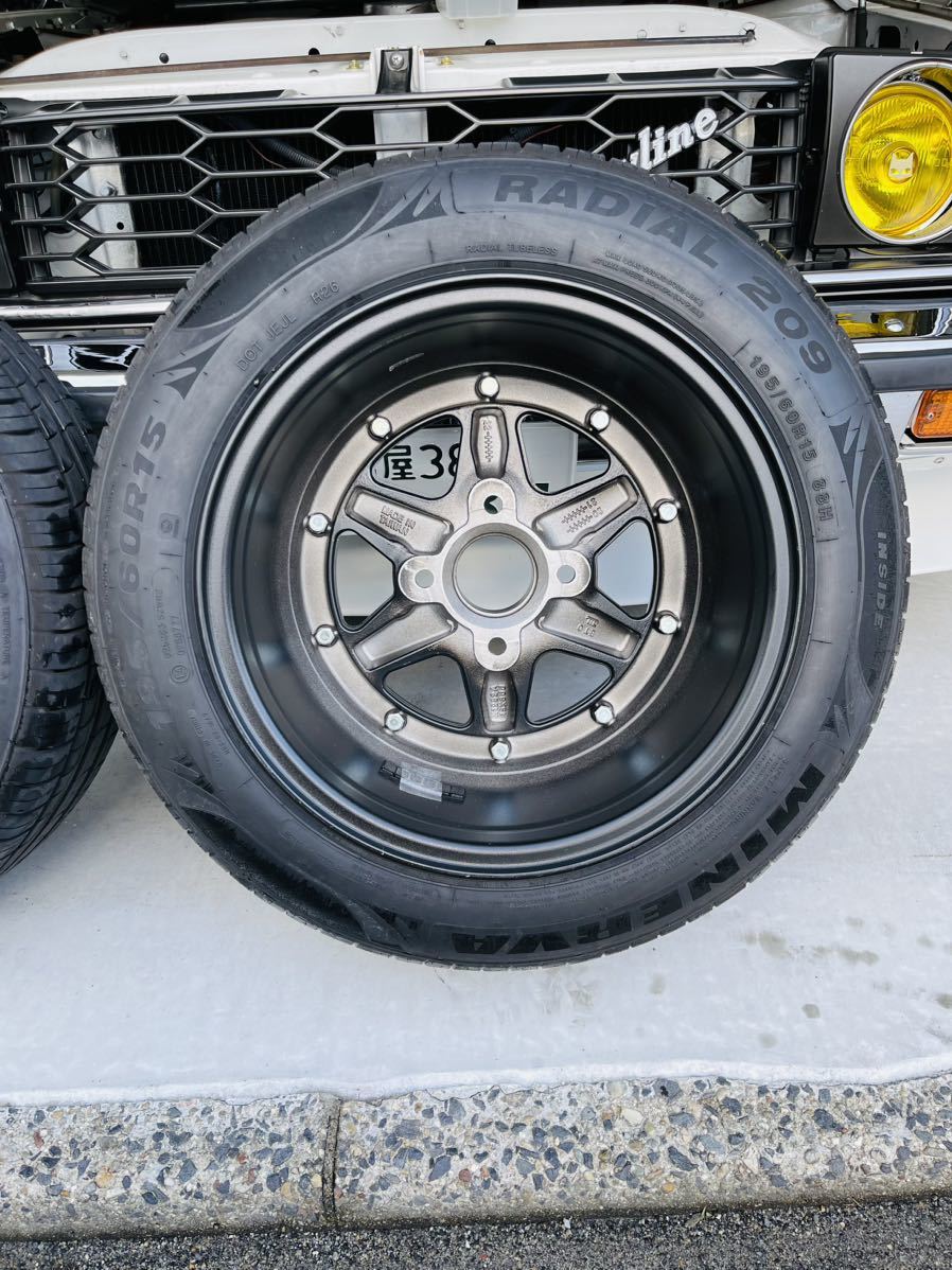 復刻 ロンシャン XR-4 15インチ 4H 8J 114.3 オフセット-14 タイヤ付き