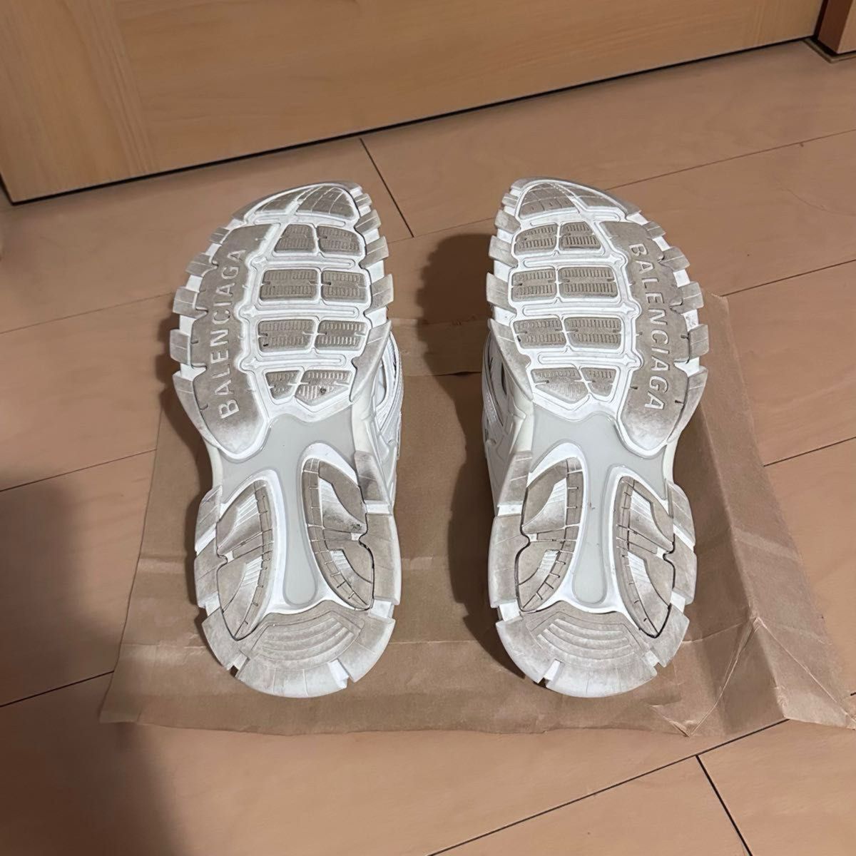 BALENCIAGA バレンシアガ サンダル ホワイト 43|PayPayフリマ
