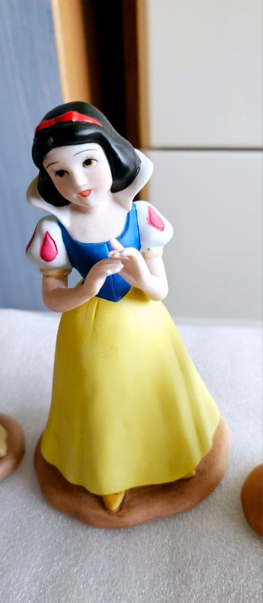 ディズニー 白雪姫と七人のこびとの陶器人形|Yahoo!フリマ(旧 ディズニー 白雪姫と七人のこびとの陶器人形|Yahoo!フリマ(旧