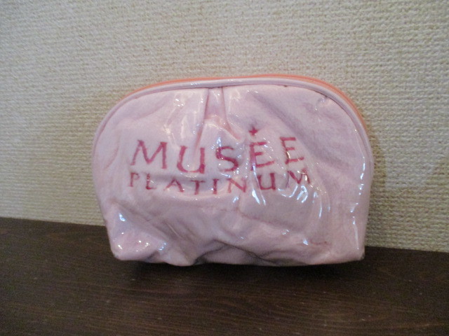 MUSEE PLATINUM （ミュゼプラチナム）ピンク化粧ポーチ（新品）81718_画像1