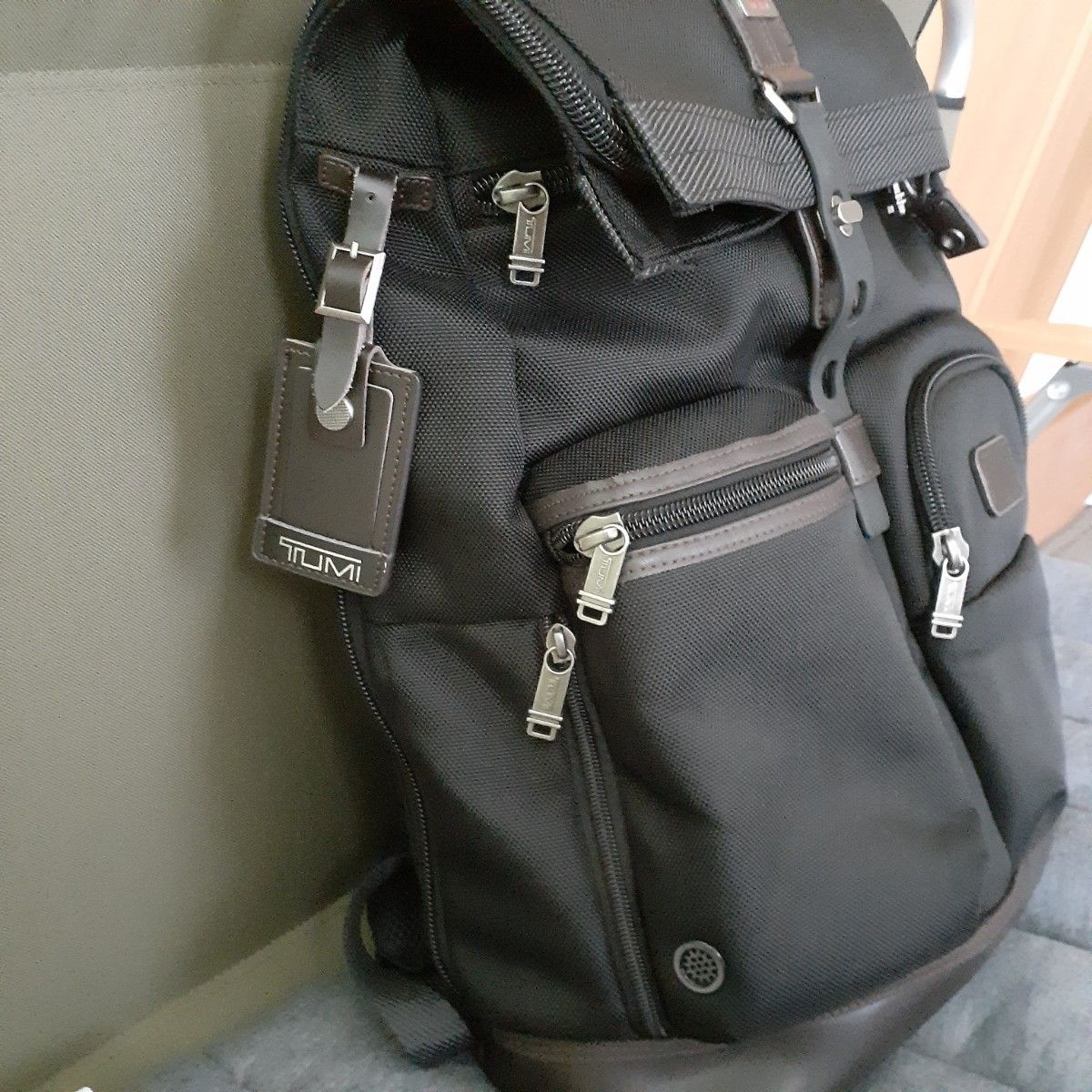 訳有り【TUMI】トゥミ ロールトップリュックサック バックパック 訳有り【TUMI】トゥミ ロールトップリュックサック バックパック