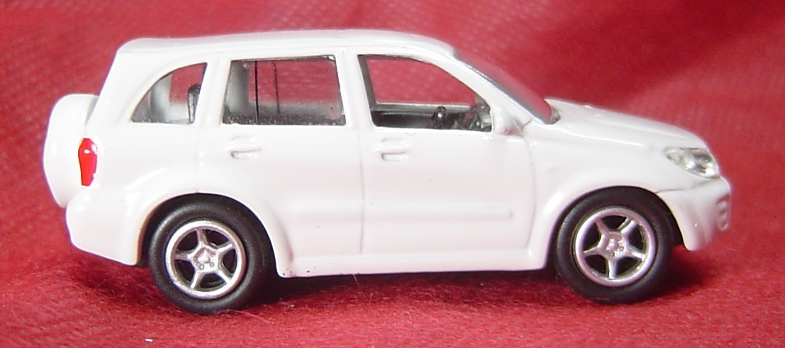 20A71-40　エポック？　1/72　トヨタ　RAV４　２代目　20W系_画像6