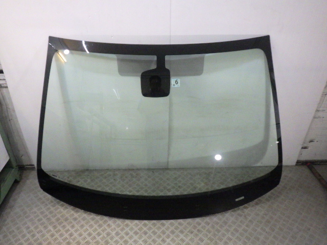 T9HN02 Peugeot 308 GT line H29 year front glass AGC AUTOMOTIVE M203 used prompt decision 