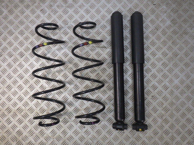 T9HN02 Peugeot 308 GT line H29 year rear suspension left right set 9817349880 used prompt decision 