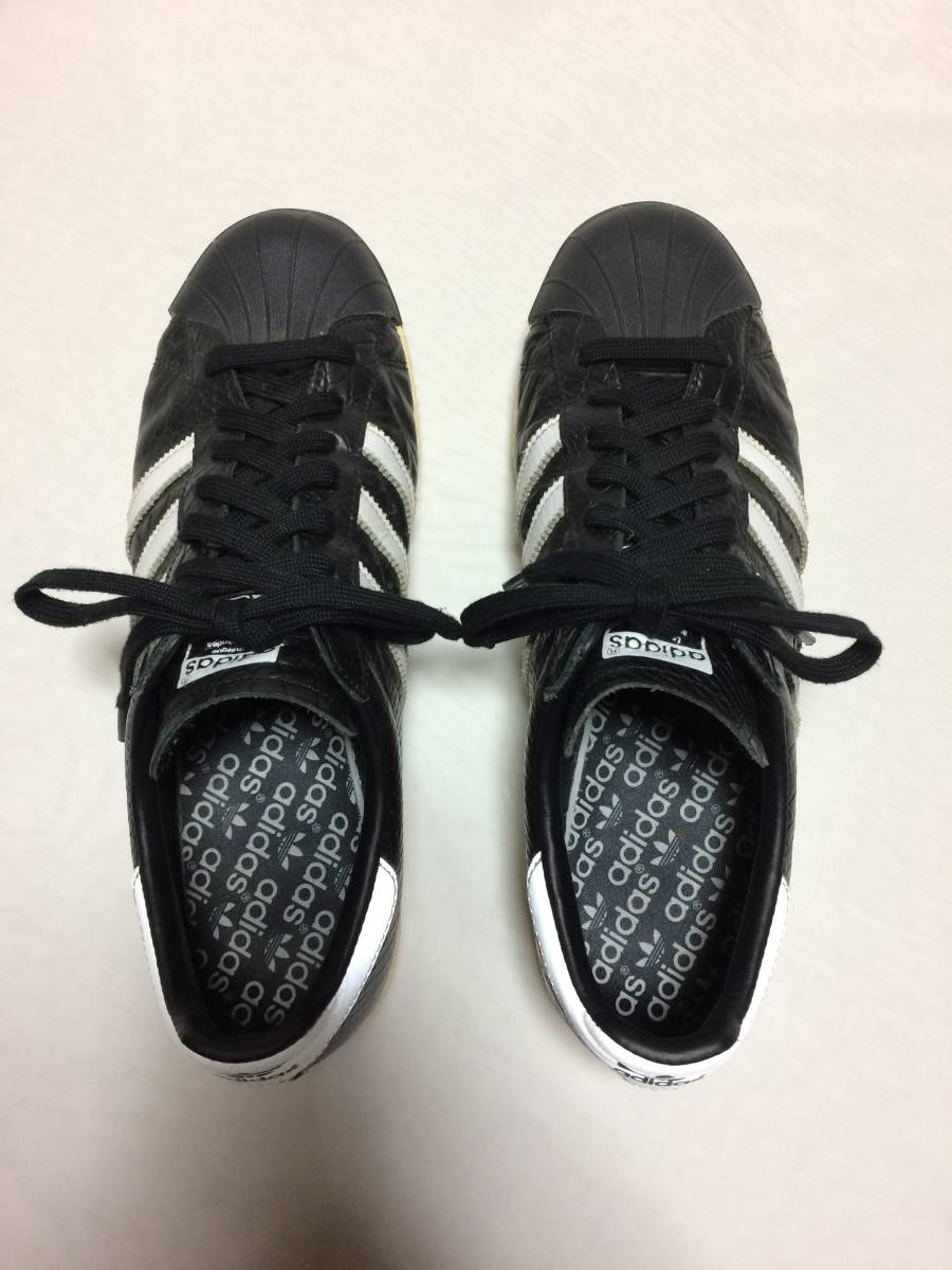 ★美品 マドンナモデル アディダス スーパースター クロコ型押しレザー US9.5 27.5cm ブラック/ホワイト adidas mi SUPER STAR 80s H78569_画像6