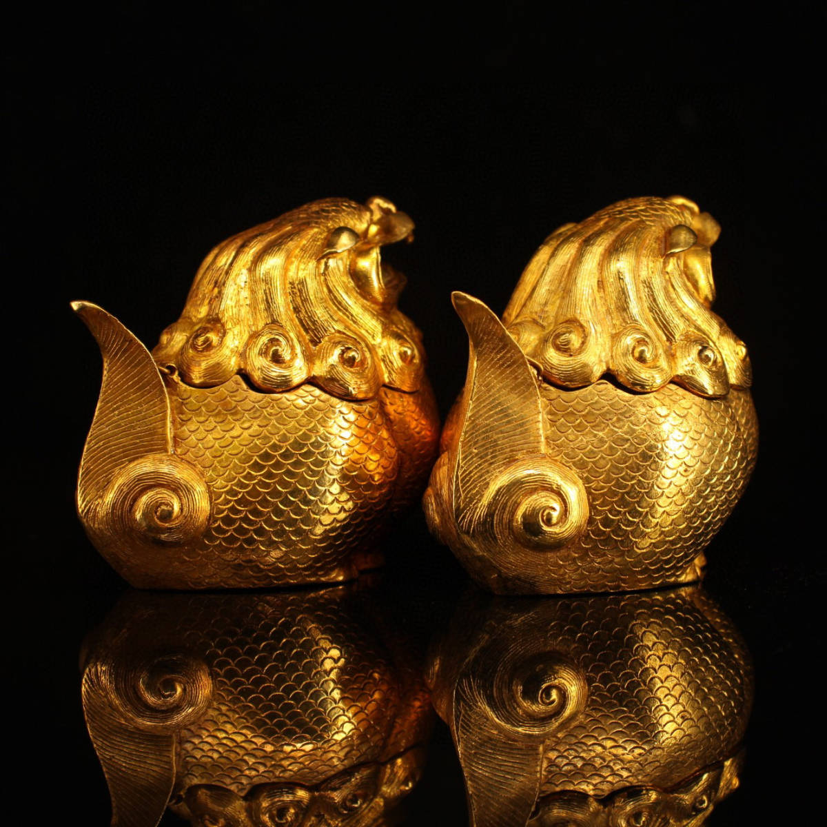 蔵友館蔵品・銅製・塗金・望天獣熏香炉一對】・希少珍品・置物・賞物
