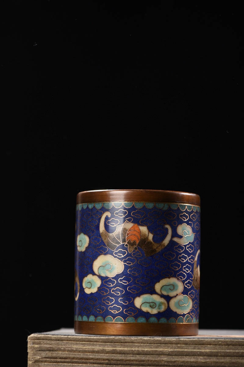 大人気新作 【蔵友館蔵品・銅製・景泰藍・琺瑯彩・福在眼前・筆筒
