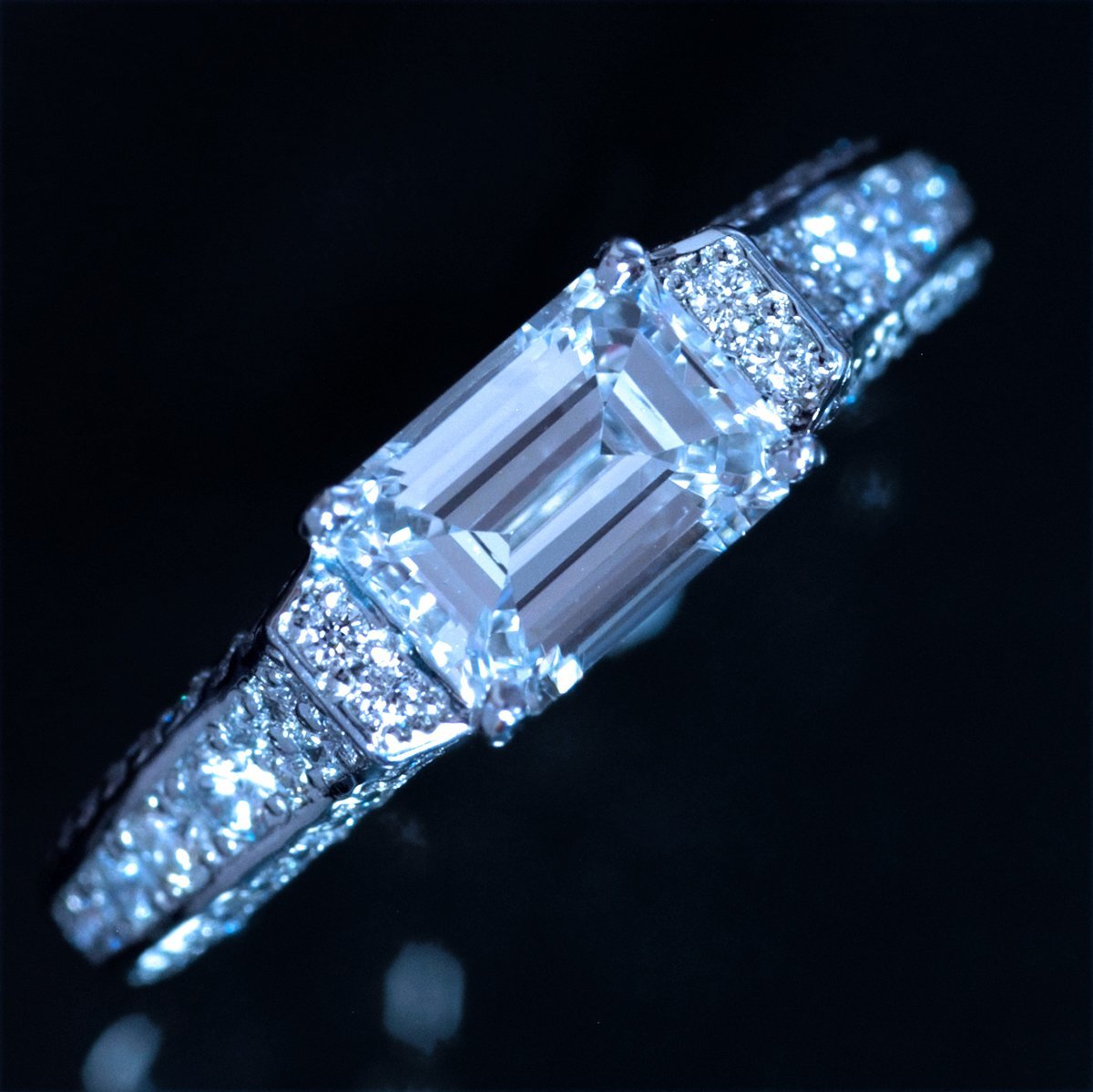 F3258 大粒天然絶品ダイヤモンド１．００１、０．４１ct F VS2 最高級Pt950無垢セレブリティリング サイズ11.8号 重量3.9g 縦幅5.2mm