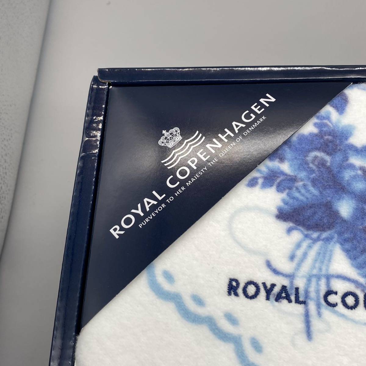 [ free shipping ] Royal Copenhagen /ROYAL COPENHAGEN/ regular goods / new goods unused / cotton blanket /2 pieces set / made in China / Showa era west river corporation (326)