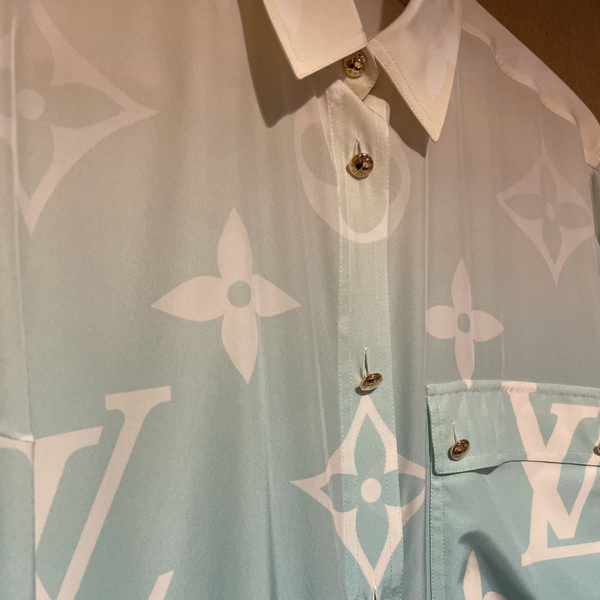 LOUIS VUITTON Louis Vuitton blue lagoon monogram shirt silk shirt 