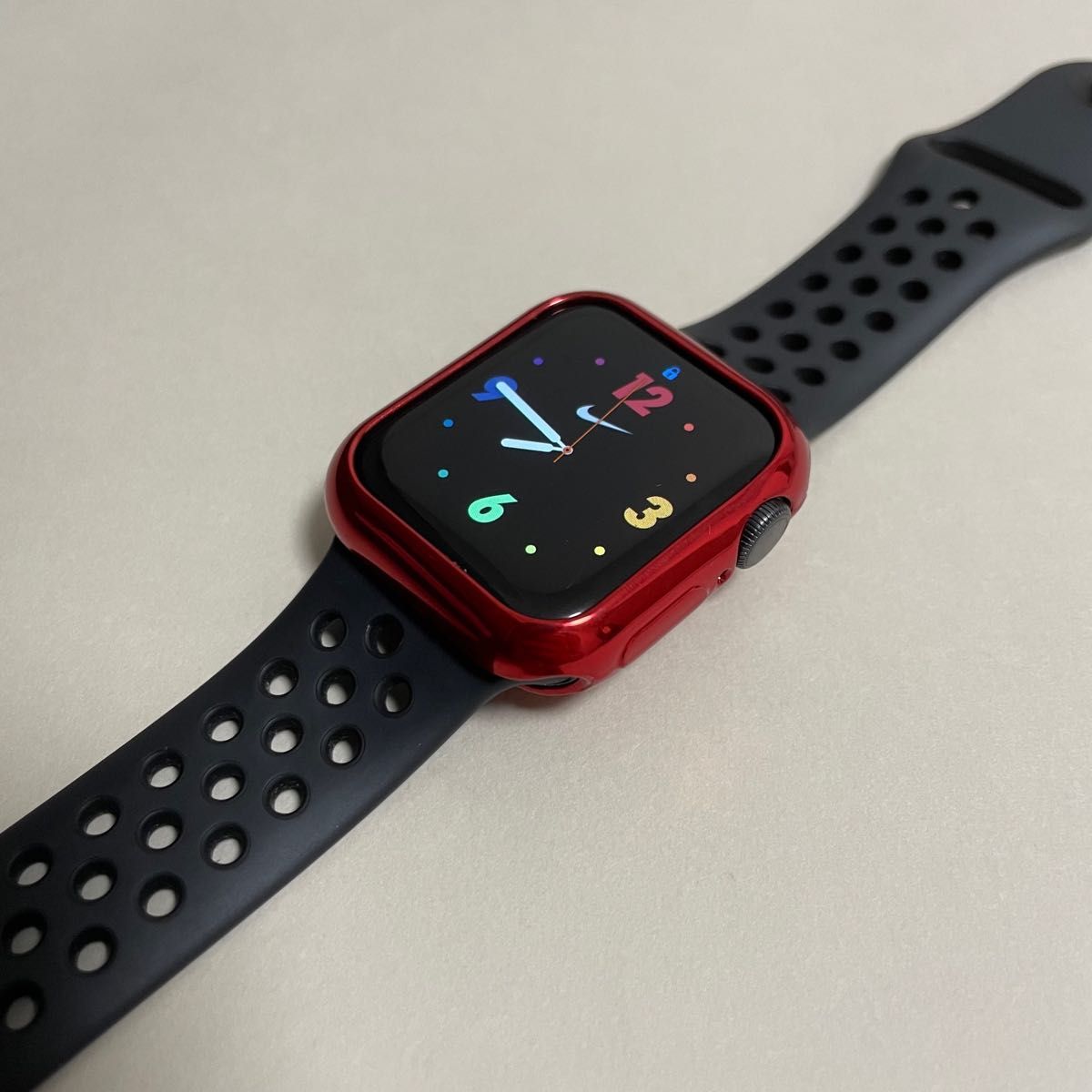 【新品】レッド アップルウォッチ AppleWatch 本体カバー シリコン 38/40/42/44mm シリーズ1〜6 SE