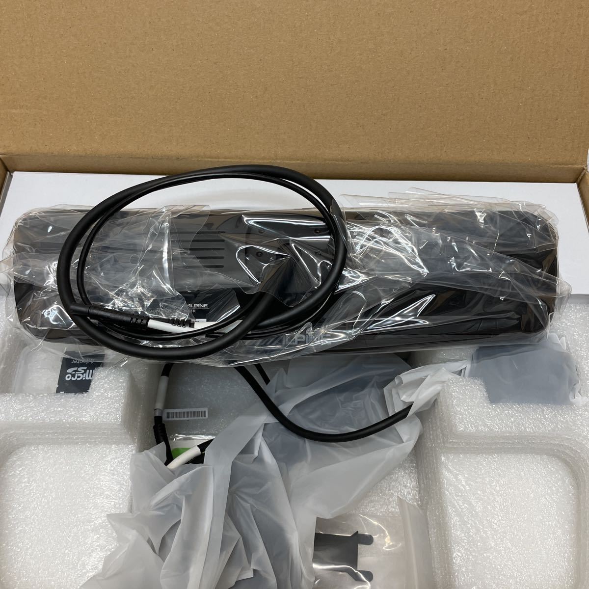 新品同等 リコール対策品 ALPINEアルパイン 12型デジタル 新品同等 リコール対策品 ALPINEアルパイン 12型デジタル