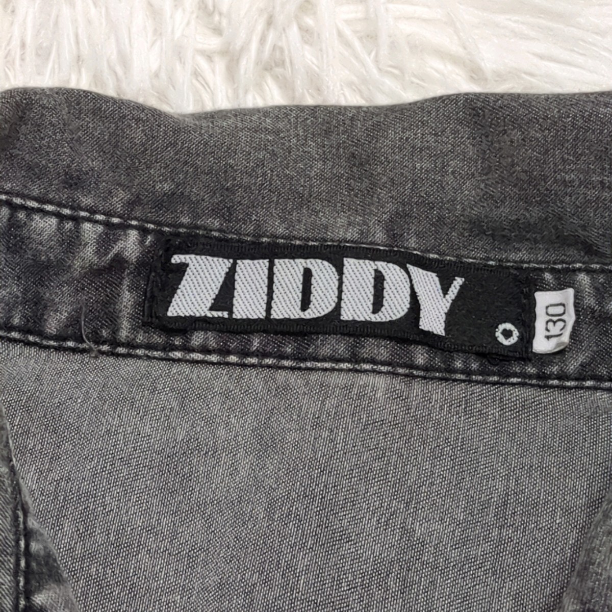 【極美品】ZIDDY　ジディ　デニムシャツ　長袖シャツ　130cm　ロゴ　女の子　キッズ　子供服_画像6