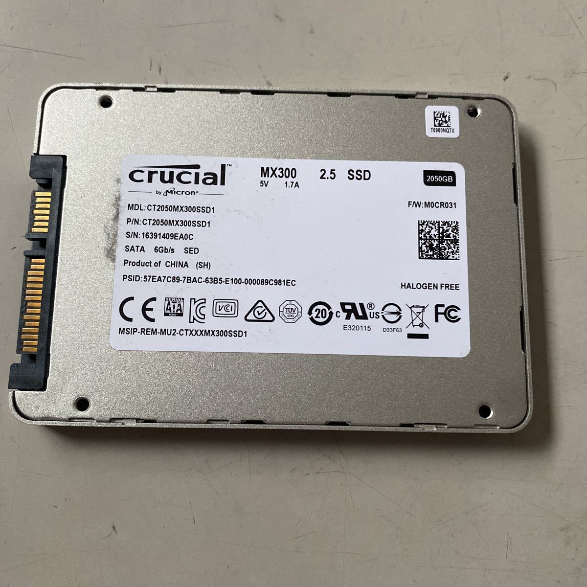 crucial SSD 2000GB 2.5インチ2TB MX300 動作確認済み L .