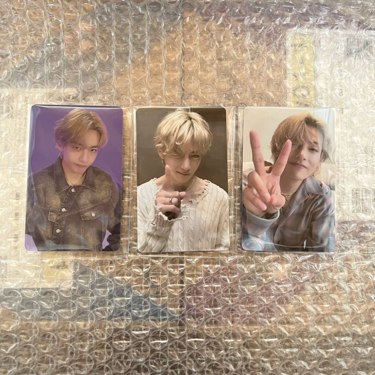 BTS V Layover weverse GLOBAL 限定 リリース記念追加特典 PVC トレカ フォトカード photocard テヒョン テテ ソロ アルバム