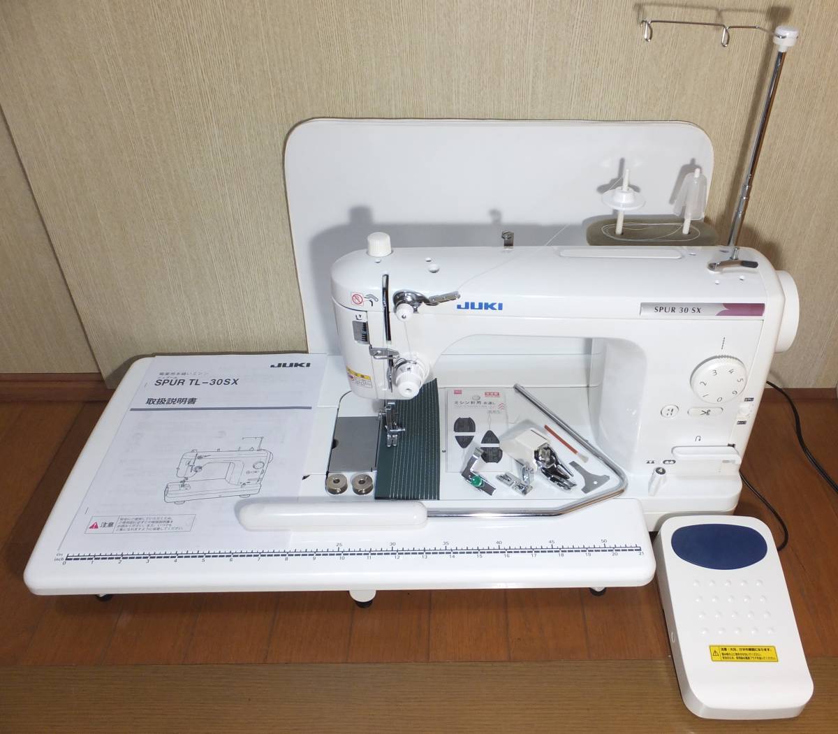 JUKI職業用本縫いミシン　SPUR TL-30SX　現行 希少機種中古品