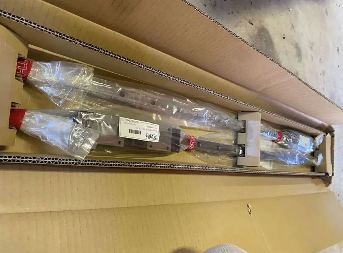 Yahoo!オークション - 新品 LMガイド THK HSR20R2QZSS+950LH-II Yahoo!オークション - 新品 LMガイド THK HSR20R2QZSS+950LH-II