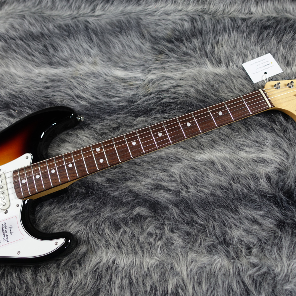 Fender Made in Japan Traditional Late 60s Stratocaster 3-Color Sunburst_画像2