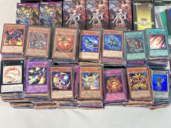 品 遊戯王カード 大量 まとめ売り ダブりあり ノーマルカード多め 空箱
