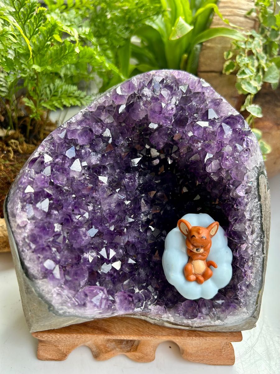 超綺麗　高品質　ウルグアイ産アメジストドームクラスター 濃紫　天然石　原石