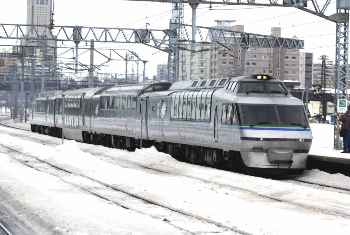 鉄道写真　北海道旅客鉄道（JR北海道）　キハ183系5100番台　クリスタルエクスプレス　トマム&サホロ　KGサイズ_画像1