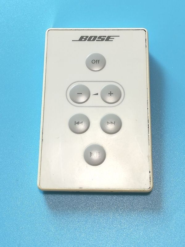 根37　 除菌・清掃済　BOSE リモコン BOSE SoundDock（ボーズ サウンドドック） 純正リモコン ホワイト 赤外線発光確認済　返金保証あり_画像1