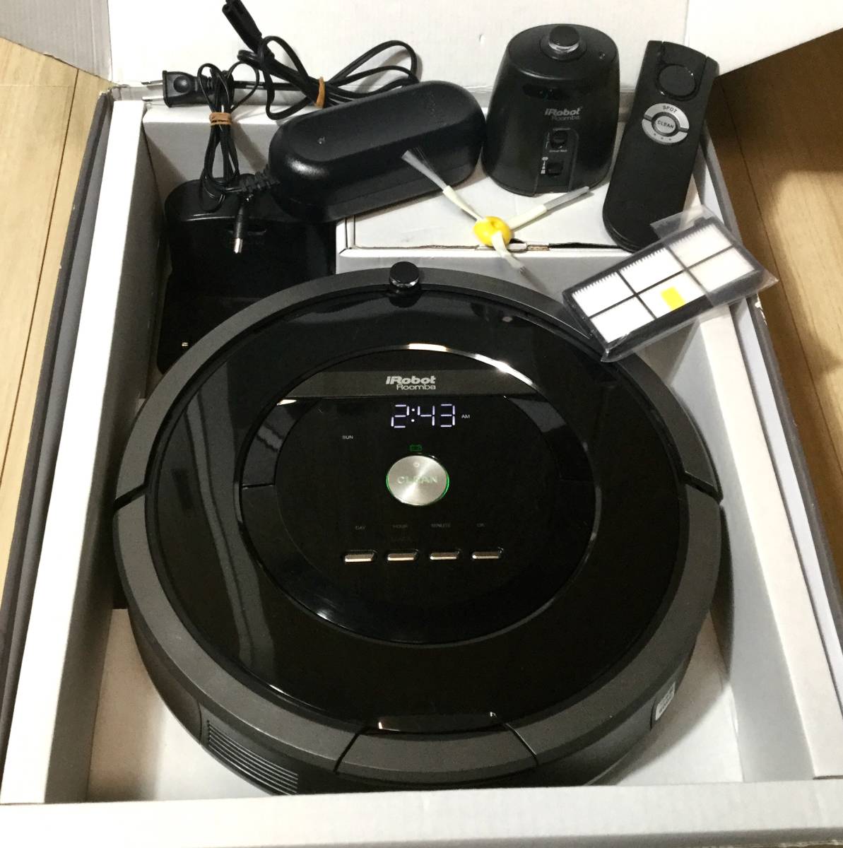  current model roomba robot vacuum cleaner iRobot Roomba 880 main roller brush new goods battery new goods edge brush new goods 