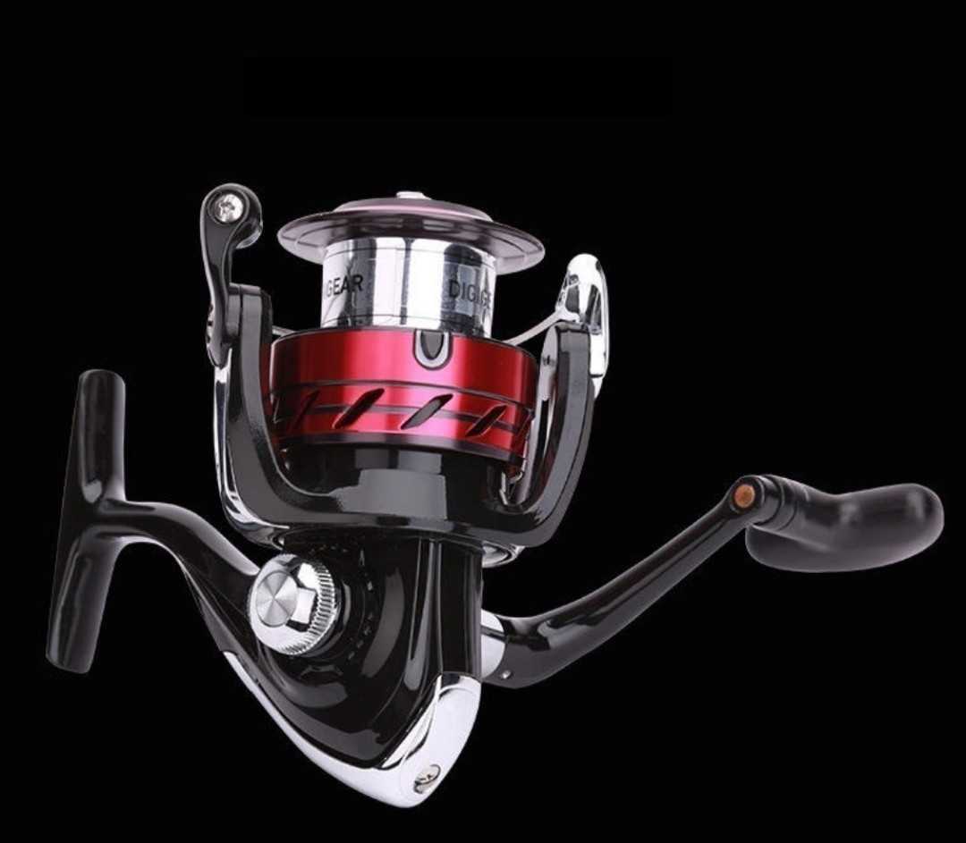 独特な スピニングリール リール ダイワ 4000番DAIWA 海外モデル