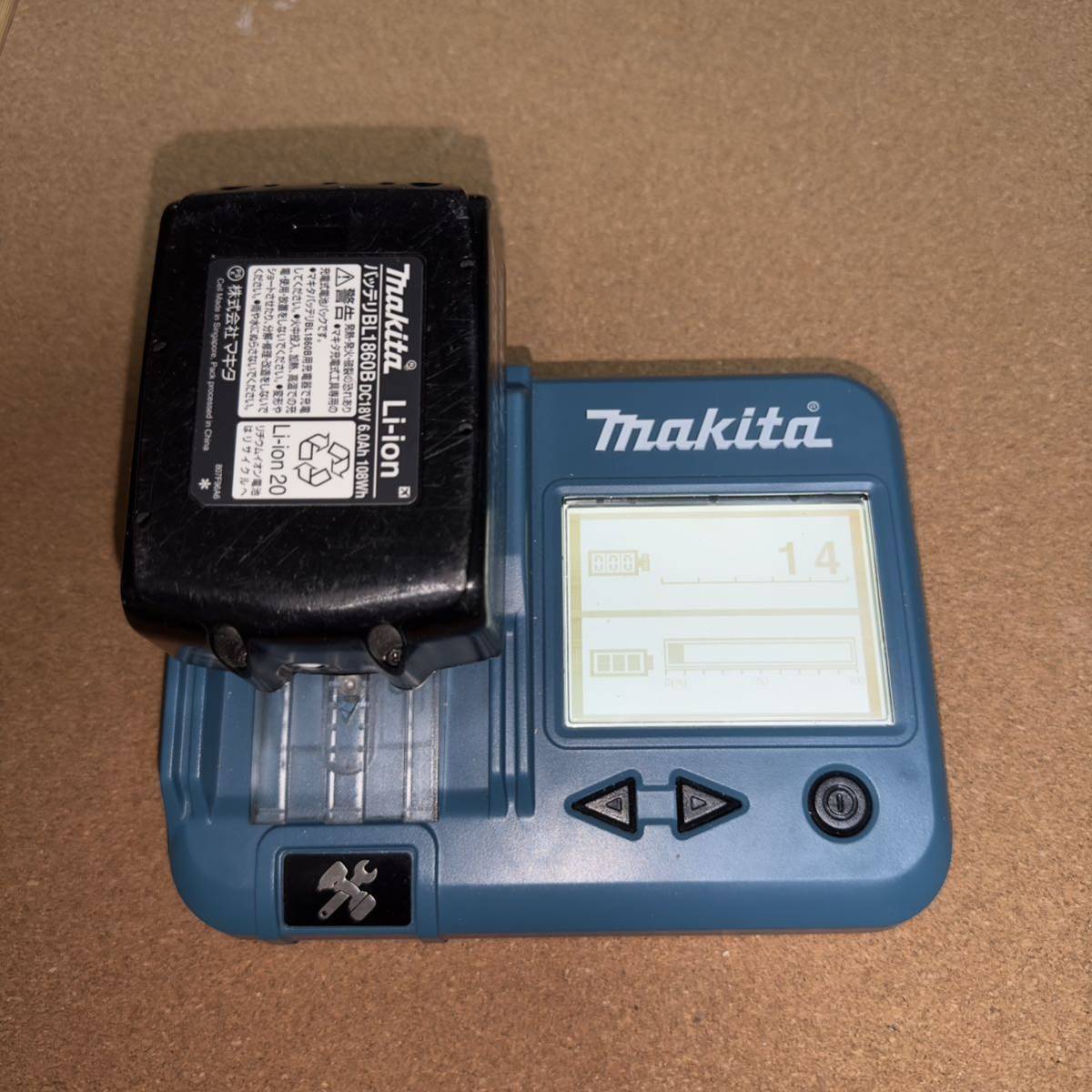 完成品 【中古品】makita 18V 6.0Ah リチウムイオンバッテリ BL1860B 充電回数14回 その他 完成品 【中古品】makita 18V 6.0Ah リチウムイオンバッテリ BL1860B 充電回数14回 その他