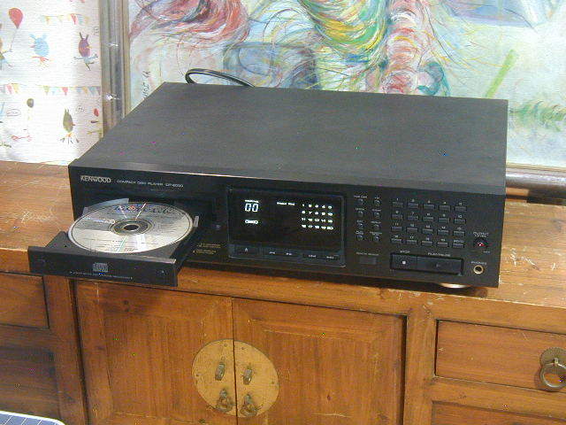 **KENWOOD CD player DP-6020 at that time 45,000 jpy operation excellent.. **