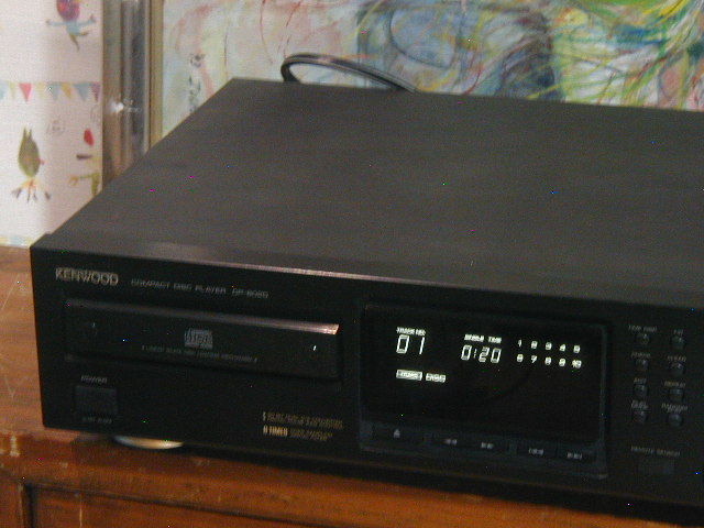 **KENWOOD CD player DP-6020 at that time 45,000 jpy operation excellent.. **