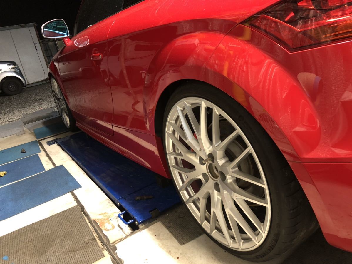 極上即決 鍛造 AUDI アウディ TT 純正 20インチ 9J +52 PCD112 1 極上即決 鍛造 AUDI アウディ TT 純正 20インチ 9J +52 PCD112 1